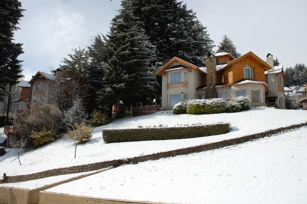 Huinid Bustillo Cabanas San Carlos de Bariloche Exterior photo